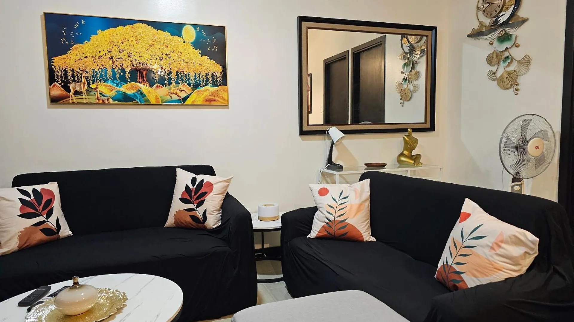 Marty'S Turf At San Lorenzo Manila Apartment